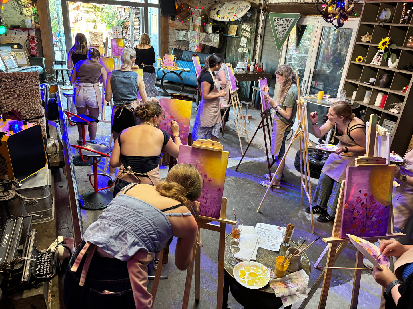 Wine & Paint - 20.09.2025 | 17:30 - 20:00 | Herbstgruß aus dem Himalaya | Baustelle_hl